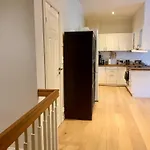 & Large 2-bedroom In Oslo