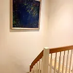 & Large 2-bedroom In *