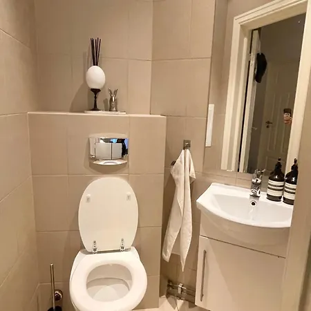 & Large 2-bedroom In * Oslo