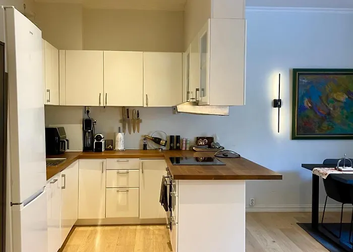 Central&large 2-bedroom In