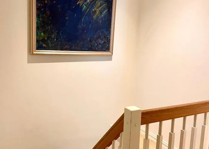 & Large 2-bedroom In *