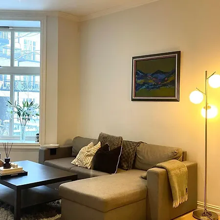 & Large 2-bedroom In Apartman Oslo